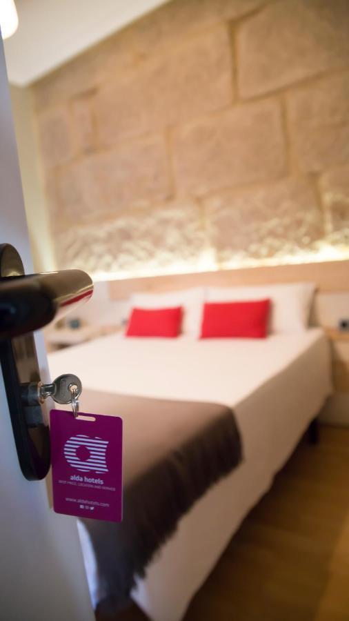 Hotel Alda Estacion Vigo Esterno foto